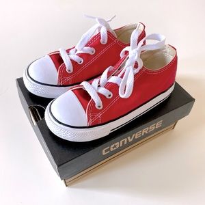 Like New! Size 9 Red Converse